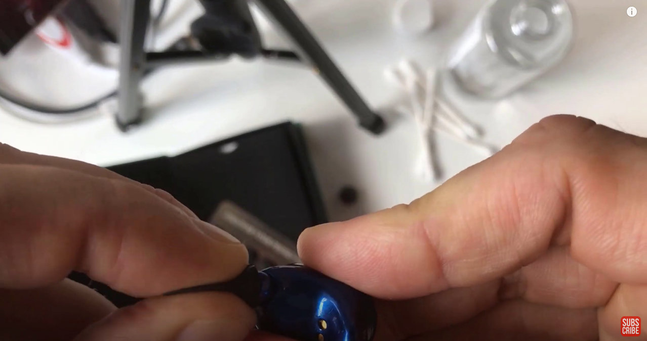 Place silicon tip back on the Raycon